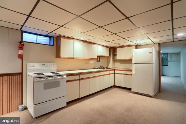 23 COLUMBIA DR, Camp Hill, PA 17011