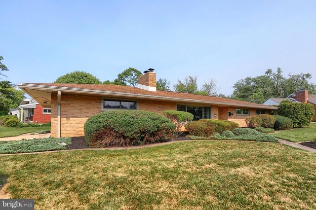 23 COLUMBIA DR, Camp Hill, PA 17011