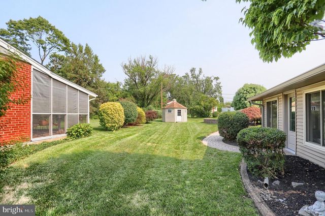 23 COLUMBIA DR, Camp Hill, PA 17011