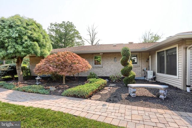 23 COLUMBIA DR, Camp Hill, PA 17011