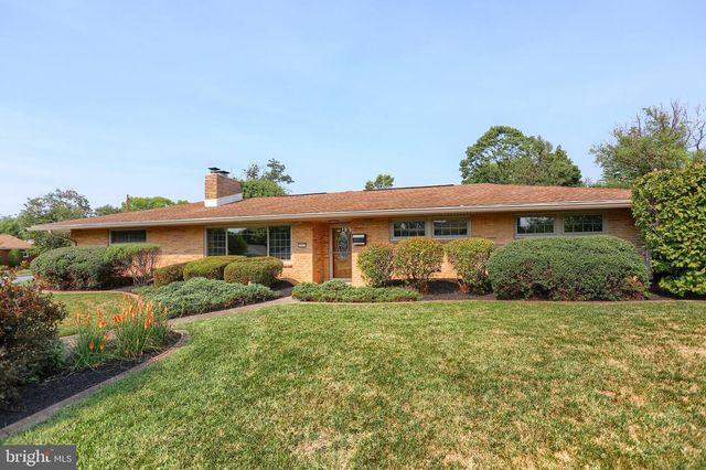 23 COLUMBIA DR, Camp Hill, PA 17011