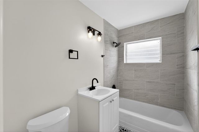 691 SHARON CIRCLE, Port Charlotte, FL 33952