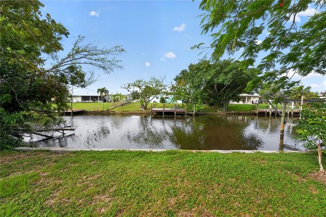 691 SHARON CIRCLE, Port Charlotte, FL 33952