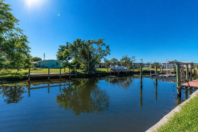691 SHARON CIRCLE, Port Charlotte, FL 33952