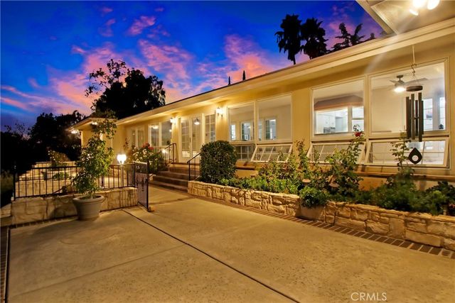 8800 Avenida Miravilla, Cherry Valley, CA 92223