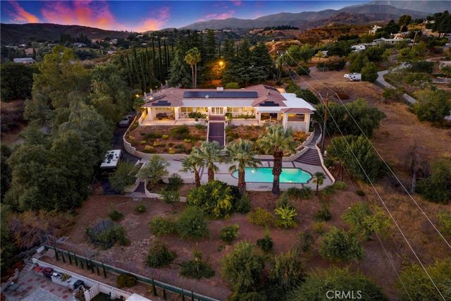 8800 Avenida Miravilla, Cherry Valley, CA 92223