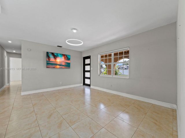 3605 SW 122nd Pl, Miami, FL 33175