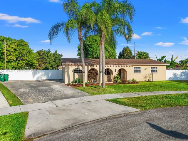 3605 SW 122nd Pl, Miami, FL 33175