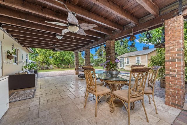 3605 SW 122nd Pl, Miami, FL 33175