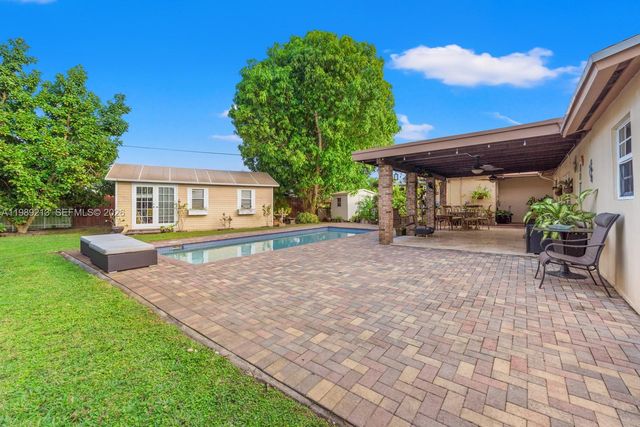 3605 SW 122nd Pl, Miami, FL 33175