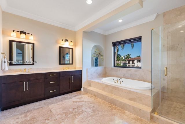 16433 NE 31st Avenue, North Miami Beach, FL 33160