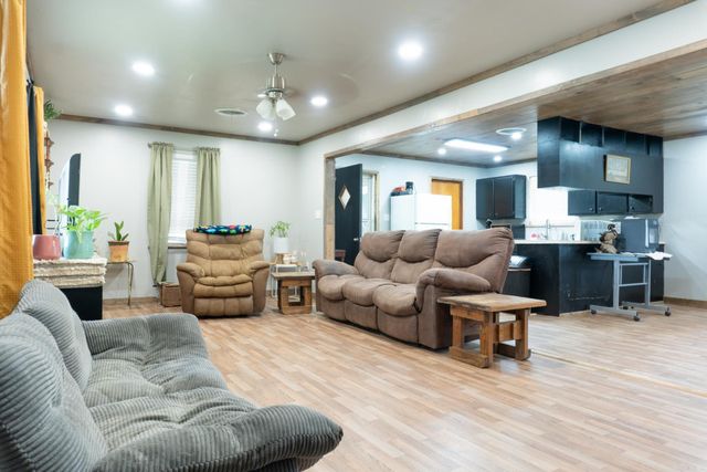 904 W College, Beebe, AR 72012