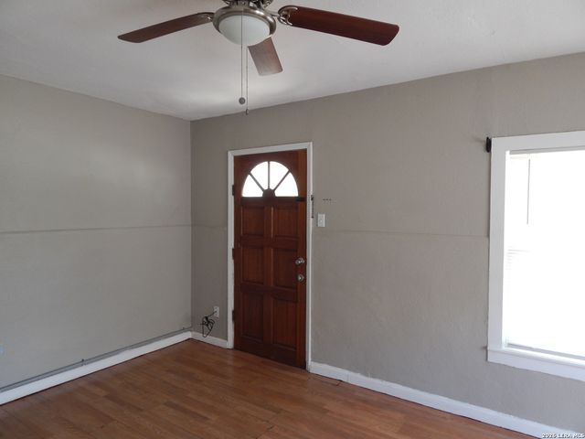 119 IKE ST, San Antonio, TX 78211