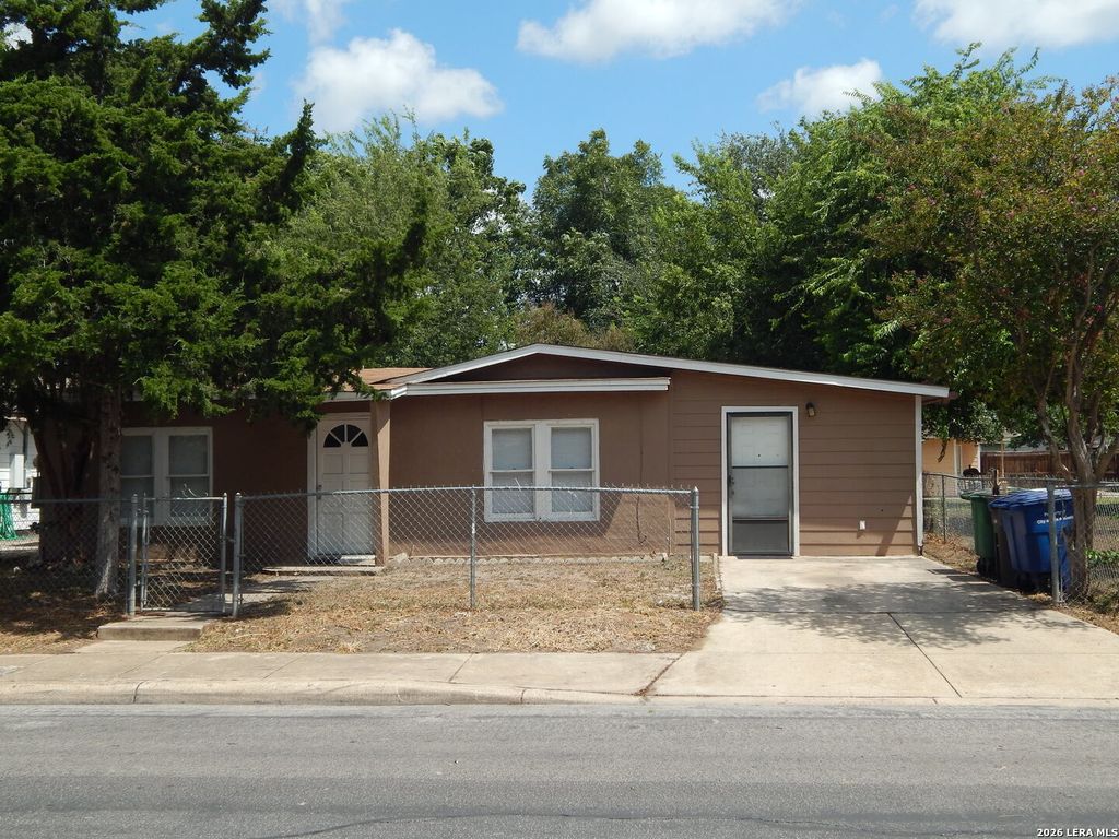 119 IKE ST, San Antonio, TX 78211