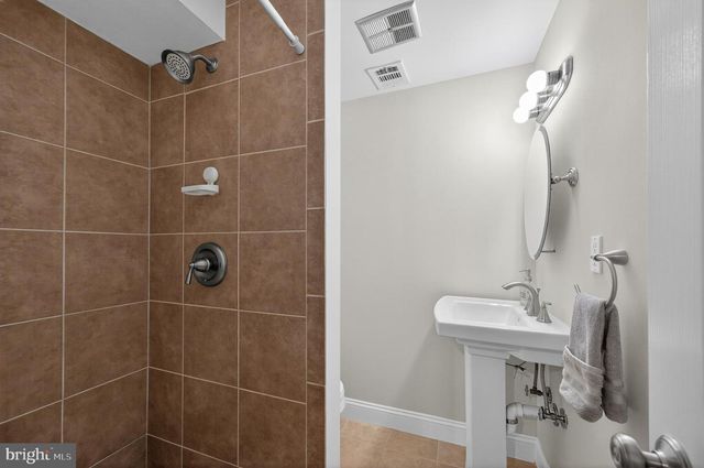 5624 KIRKHAM CT, Springfield, VA 22151