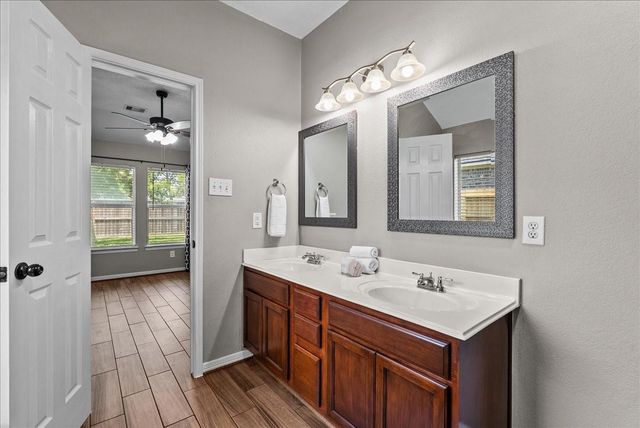 845 Indigo Springs Lane, La Marque, TX 77568