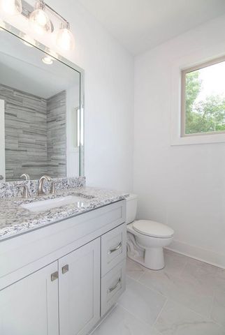 2439 Inga St, Nashville, TN 37206