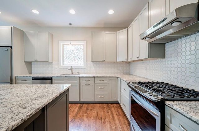 2439 Inga St, Nashville, TN 37206