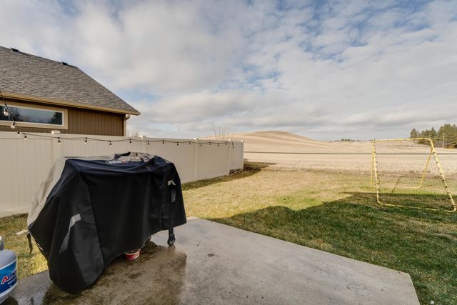 671 Condor Dr, Cheney, WA 99004