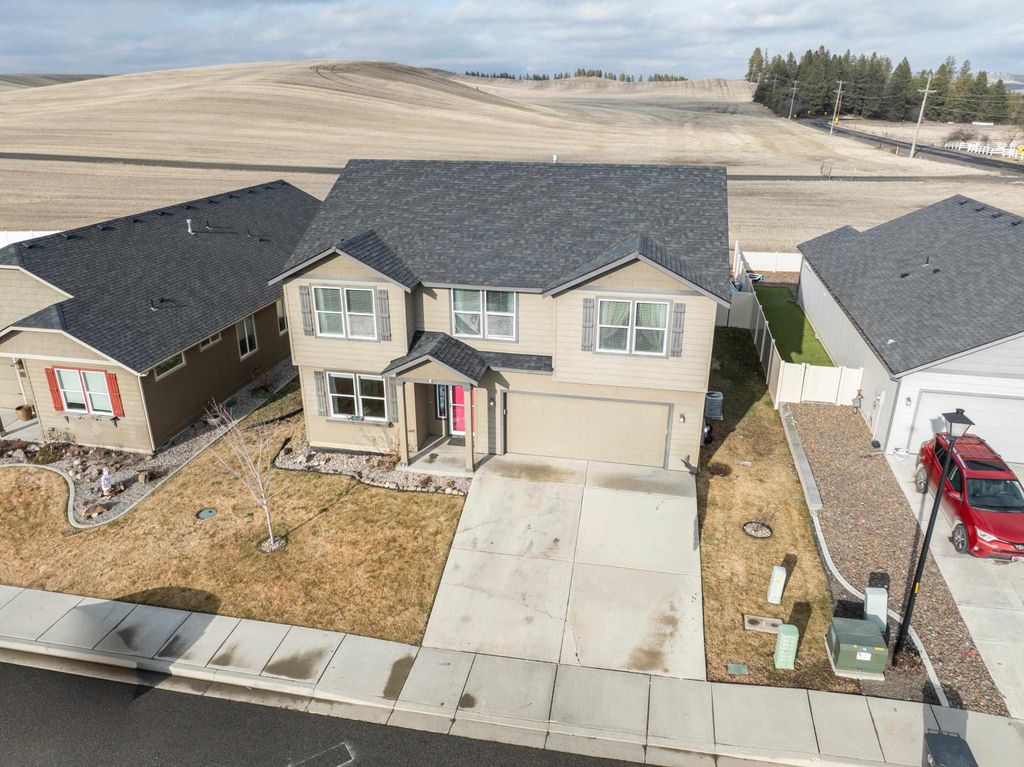 671 Condor Dr, Cheney, WA 99004
