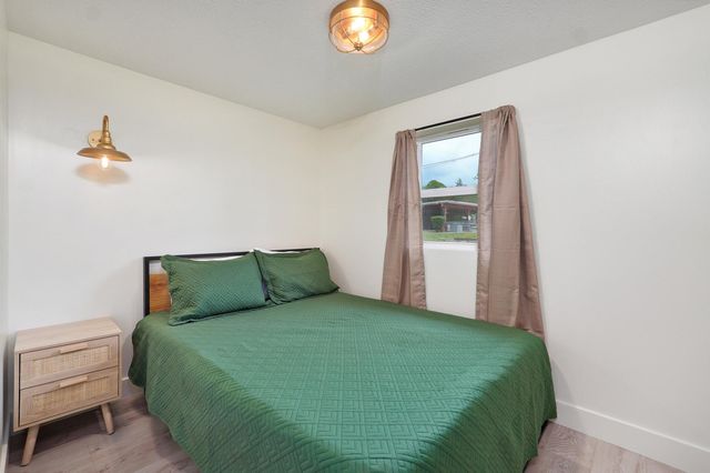10 Holiday Hideaway Court, 2, Reeds Spring, MO 65737
