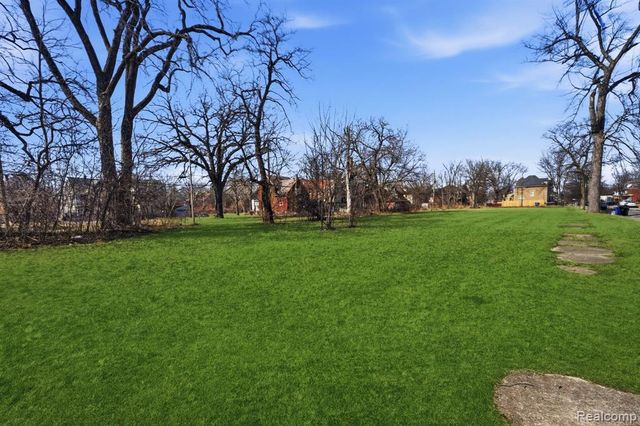 2167 Townsend Street, Detroit, MI 48214