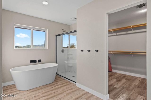 51718 W Donald Road, Aguila, AZ 85320