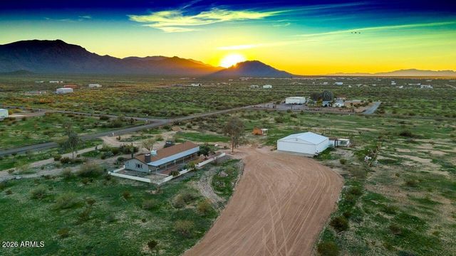51718 W Donald Road, Aguila, AZ 85320