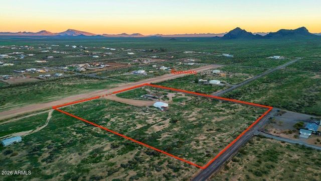 51718 W Donald Road, Aguila, AZ 85320