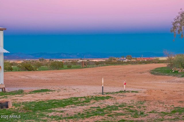 51718 W Donald Road, Aguila, AZ 85320