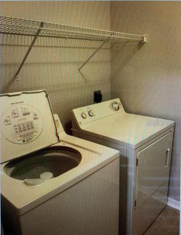 2406 COURTNEY MEADOWS COURT 302, Tampa, FL 33619