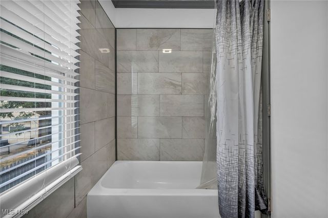 364 Rexford Street, Akron, OH 44314