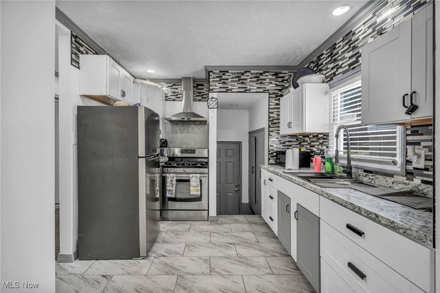 364 Rexford Street, Akron, OH 44314