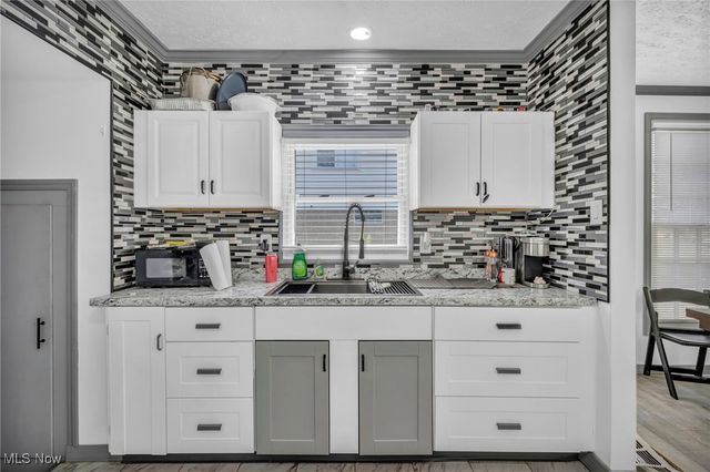 364 Rexford Street, Akron, OH 44314