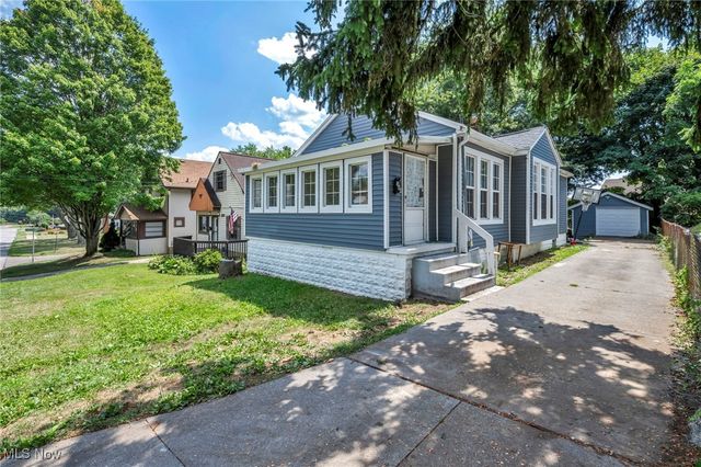 364 Rexford Street, Akron, OH 44314