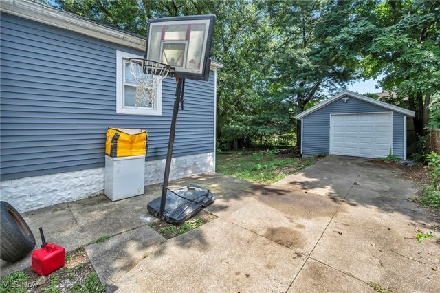 364 Rexford Street, Akron, OH 44314