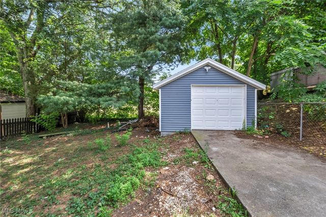 364 Rexford Street, Akron, OH 44314