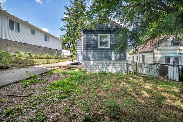 364 Rexford Street, Akron, OH 44314