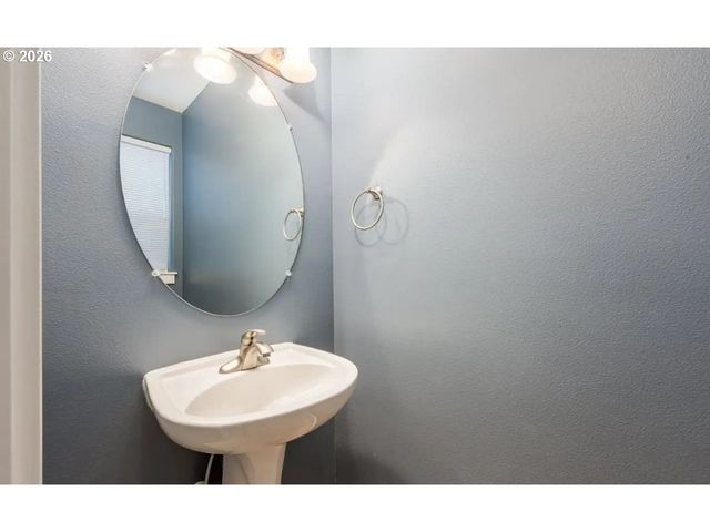 30502 Sw RUTH St, Wilsonville, OR 97070