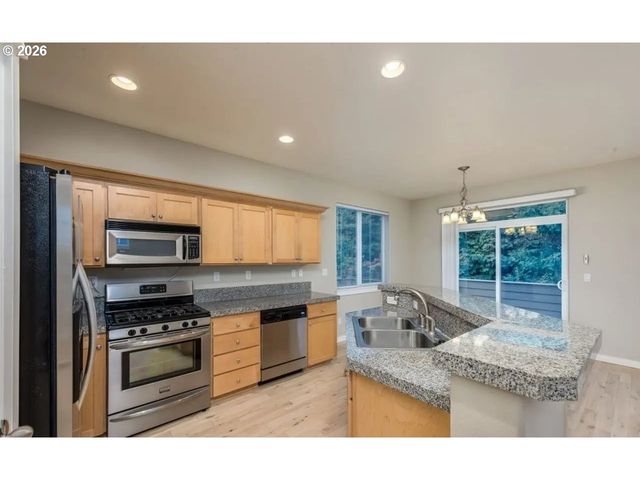30502 Sw RUTH St, Wilsonville, OR 97070