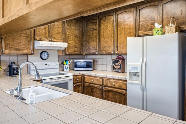 3117 Cambridge Rd, Cameron Park, CA 95682