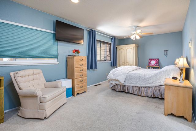 3117 Cambridge Rd, Cameron Park, CA 95682