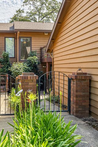 3117 Cambridge Rd, Cameron Park, CA 95682