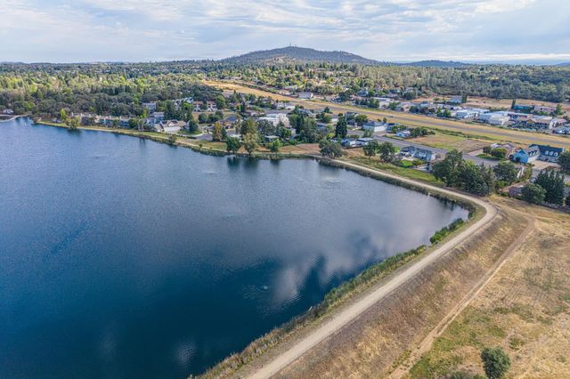 3117 Cambridge Rd, Cameron Park, CA 95682