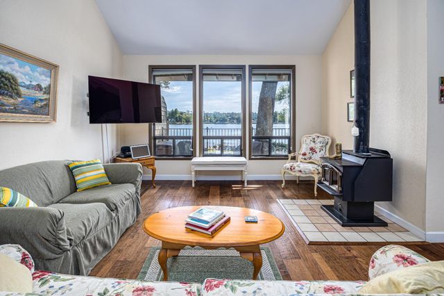 3117 Cambridge Rd, Cameron Park, CA 95682