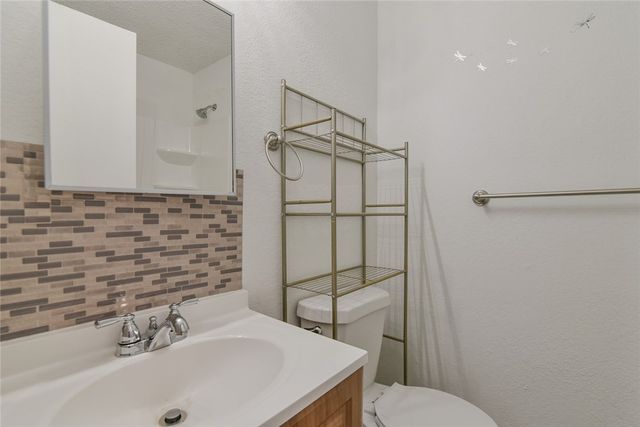 1045 Cheddar Court, Arlington, TX 76017