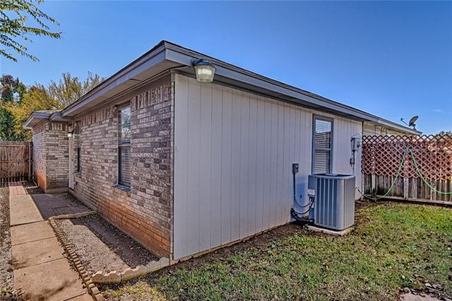1045 Cheddar Court, Arlington, TX 76017