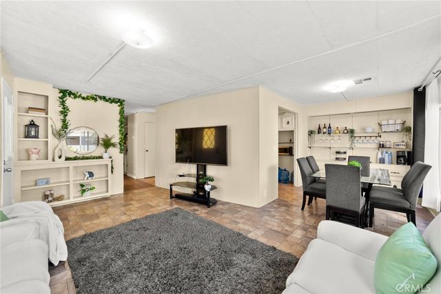 1601 S Garey Avenue 93, Pomona, CA 91766
