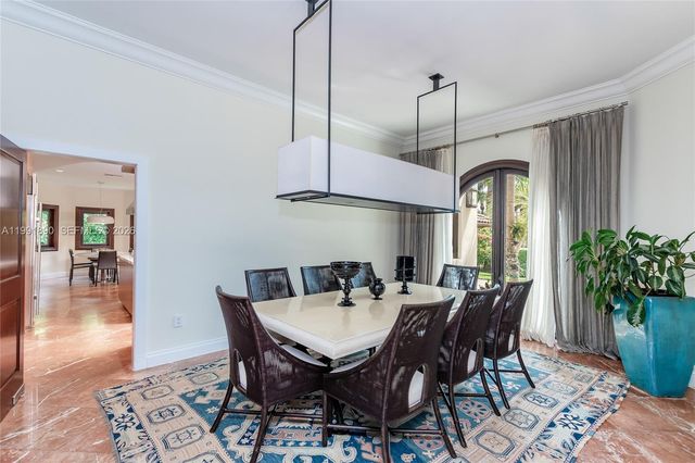 174 Isla Dorada Blvd, Coral Gables, FL 33143