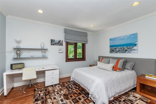 174 Isla Dorada Blvd, Coral Gables, FL 33143